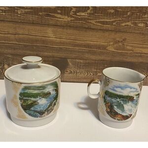 Niagara Falls, Canada Sugar And Creamer Set